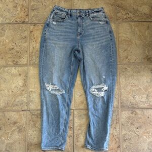 American Eagle size 6 Curvy Mom Jean Women Pre-Owned